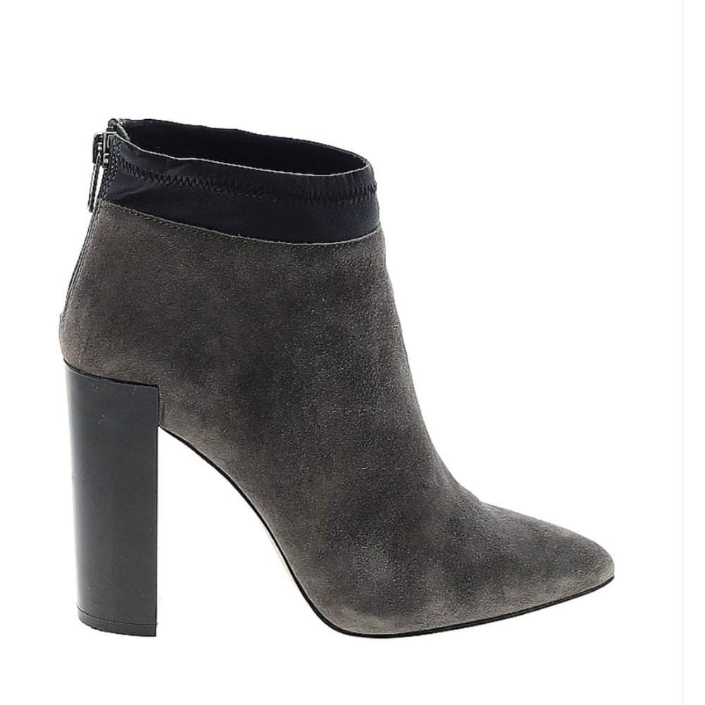 Renvy high heel ankle boots in gray suede and black leather trim.  Size 7